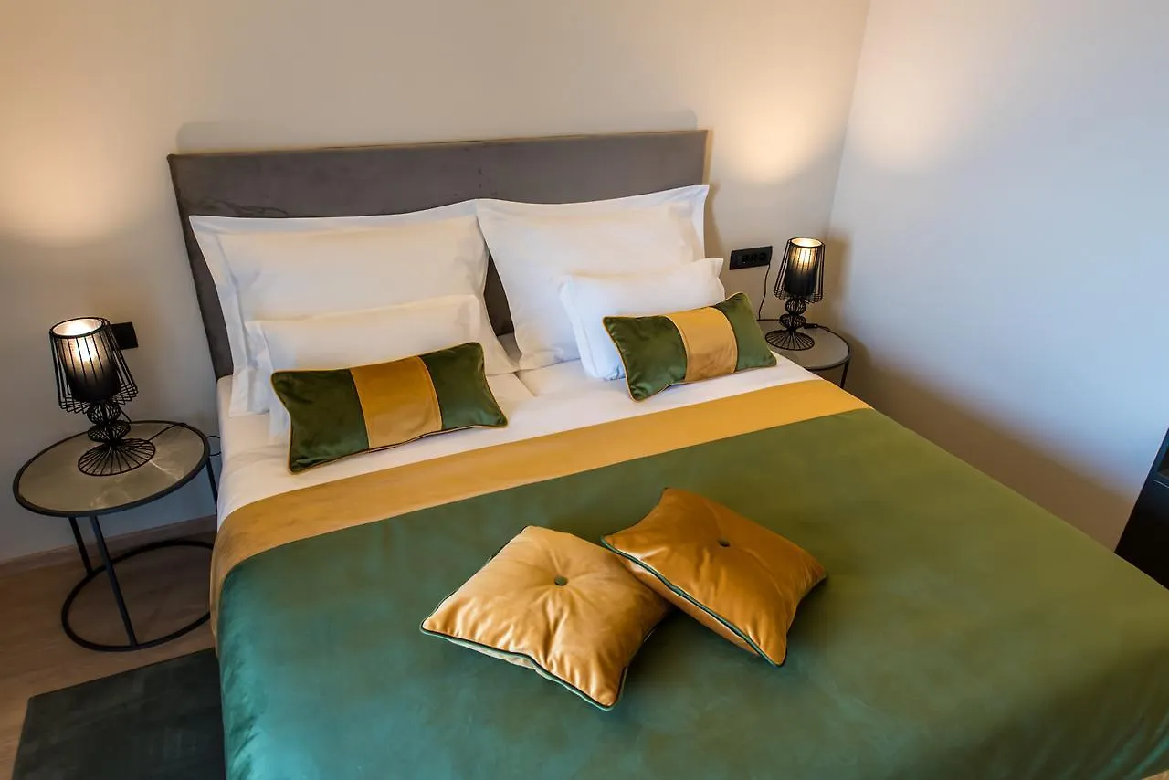 Boutique Hotel Acacia Lovran 4*,