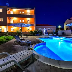 Bonex Apartman Privlaka (Zadar)